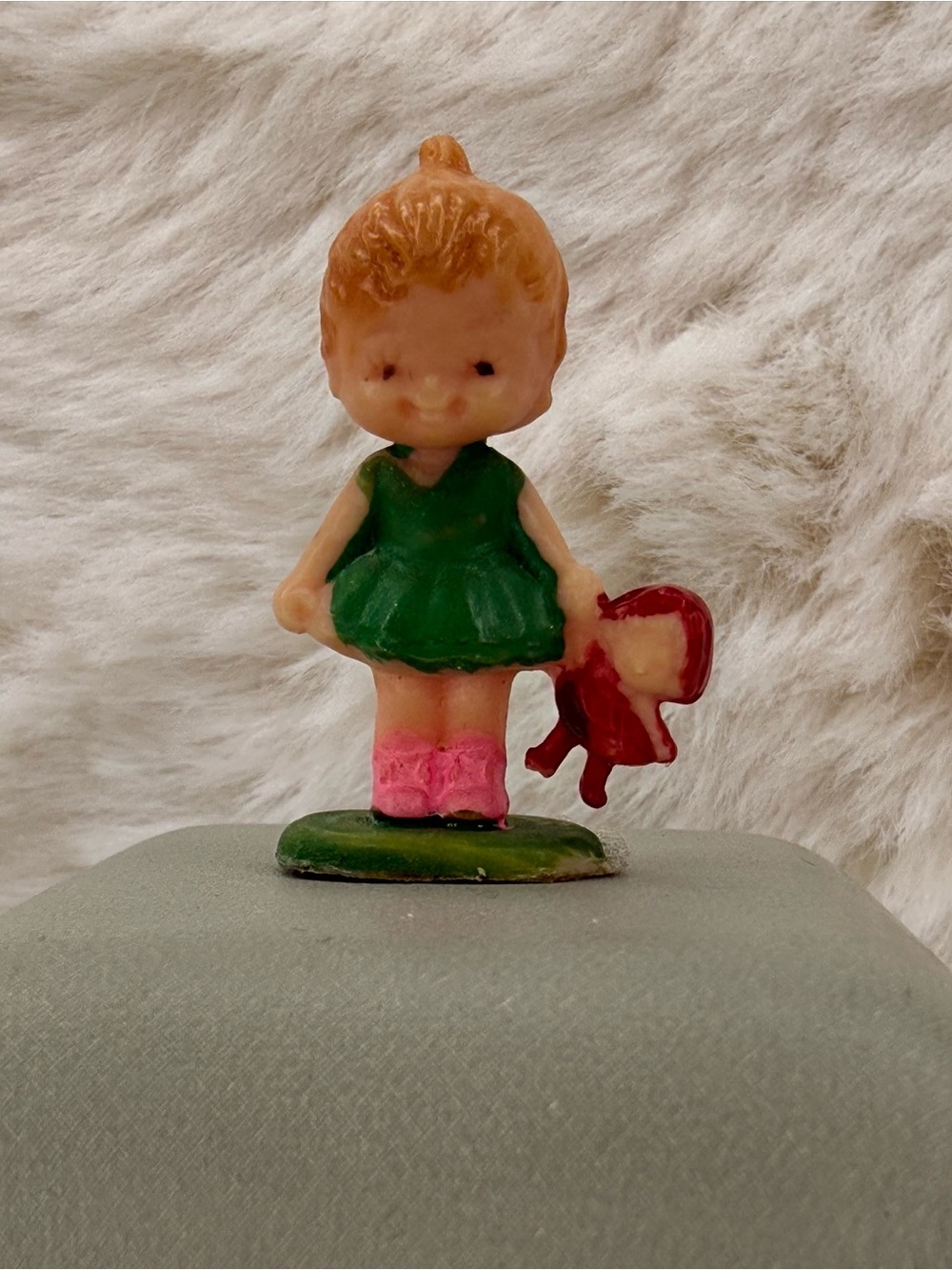 Vintage Miniature Doll Holding‎ Doll Hand-Painted 1977 Figurine 1.5 Inches - Picture 2 of 5